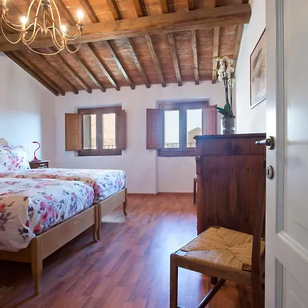 Residenza D'epoca Palazzo Piccolomini *