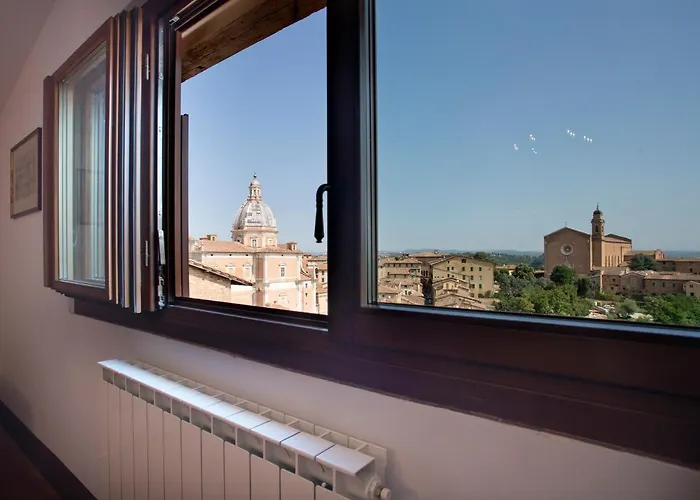 Palazzo Piccolomini Appartamento *