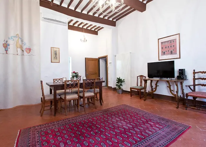 Palazzo Piccolomini Appartamento