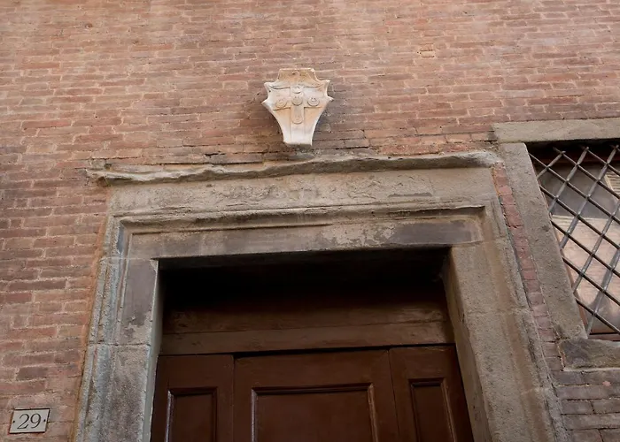 Palazzo Piccolomini Appartamento